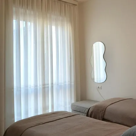 Unique 2 Διαμέρισμα *