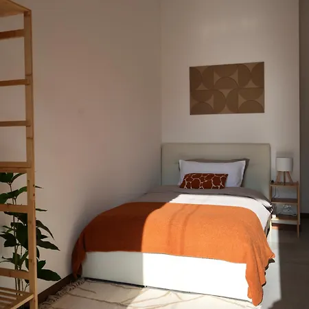 Unique 2 Apartment *
